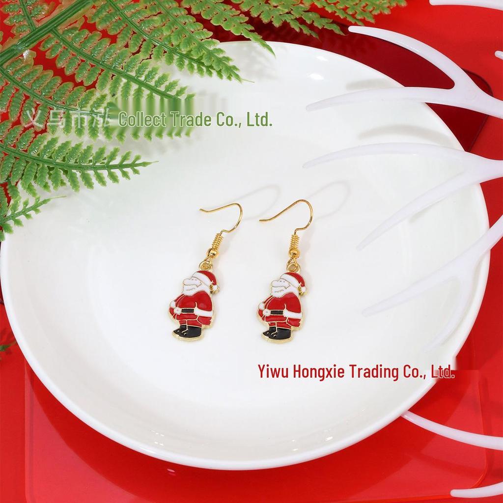 European & American Santa Claus Pendant Earrings - Creative Holiday Fun Design for Women