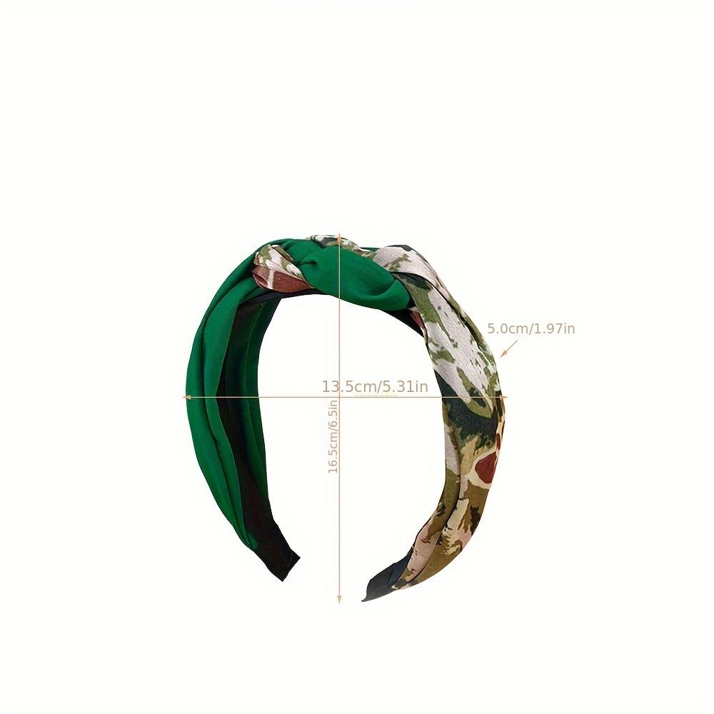 Fried Dough Twists braid with color matching has a stylized headband, which is simple, bohemian, elegant, and beautiful for dail