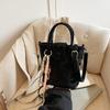 Hand Bag Women's New Fashion Shoulder Bag Casual Messenger Bag