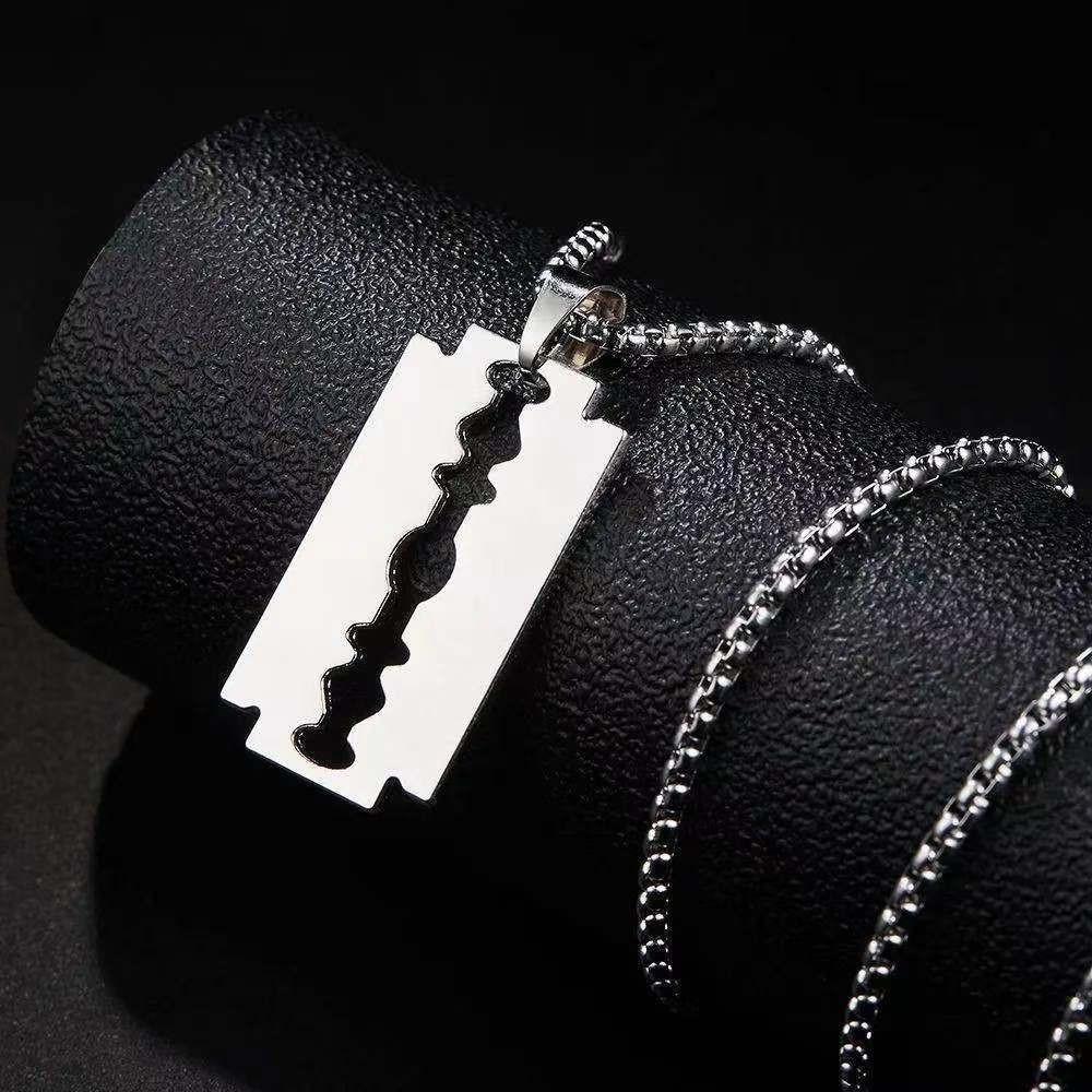Round Pendant Necklace, Both Sides Can Be Worn, Collarbone Chain, Fashionable And Personalized Temperament Accessory