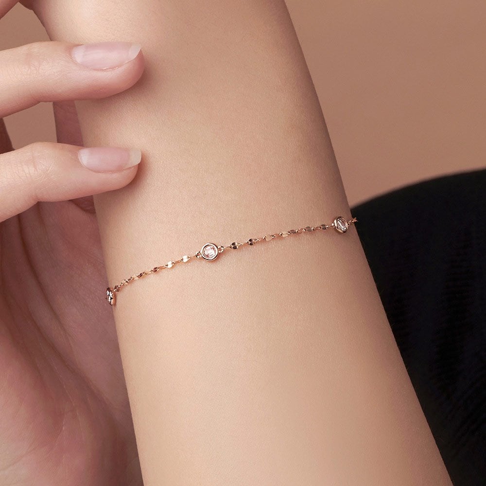 14K Gold Bracelet Chain Three Rose Cut