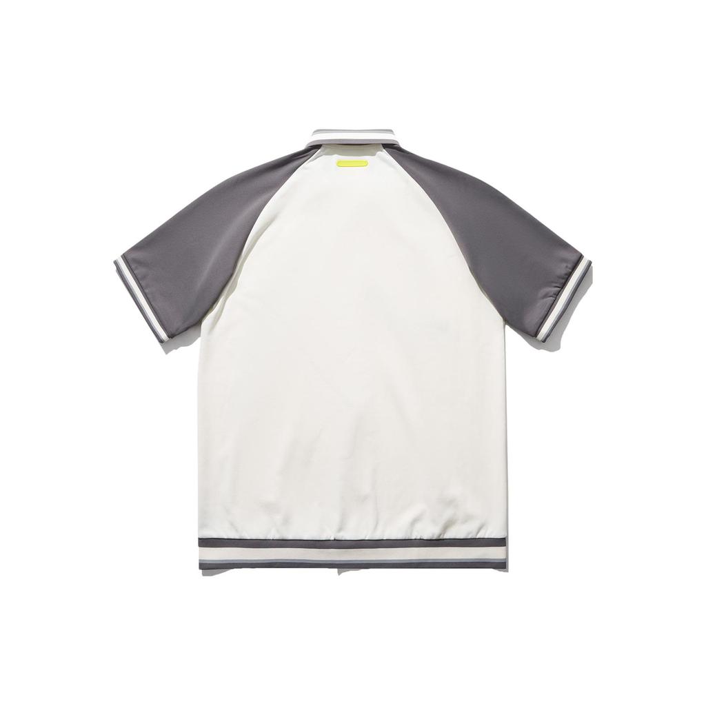 Li Ning Reignite Series Color Block Square Neck Single-Breasted Short Sleeve T-Shirt Men Tops Off-White Smoke-Gray AYSU001-2