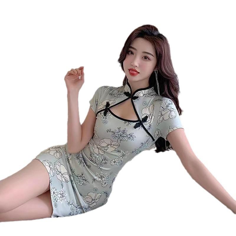 Retro cheongsam skirt short gas slim and thin hollow split fork pure desire wind hip dress new