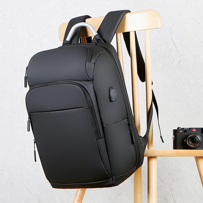 Men s 15.6-inch Business Commuter Laptop Backpack