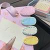 4 Stück Mädchen Haarspangen Anti-Rutsch-Zähne Wassertropfenform Haarspangen für abgebrochenes Haar und Pony Haarspangen Macaron-Farbe Glänzendes Harz Leichte Haaraccessoires