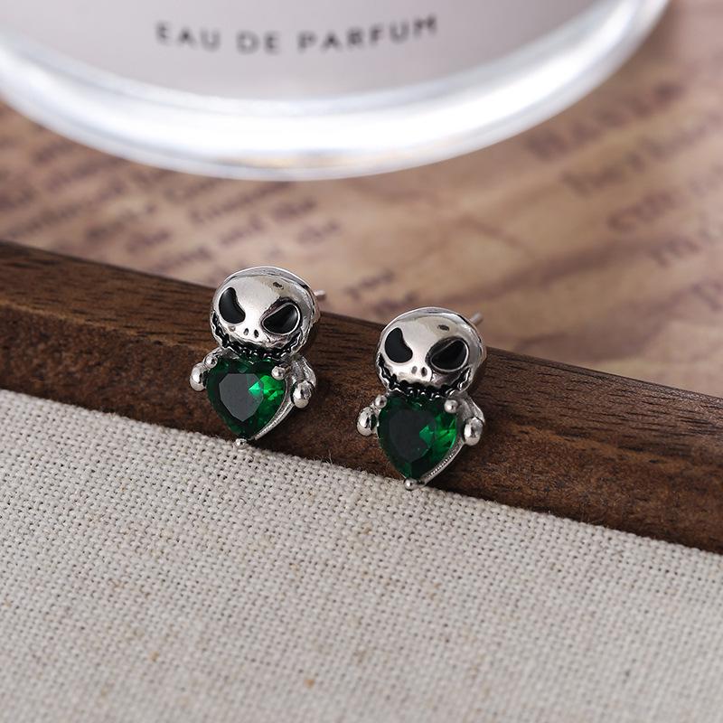 Retro Punk Skull Stud Earrings: Stylish Women s Hip Hop Fashion