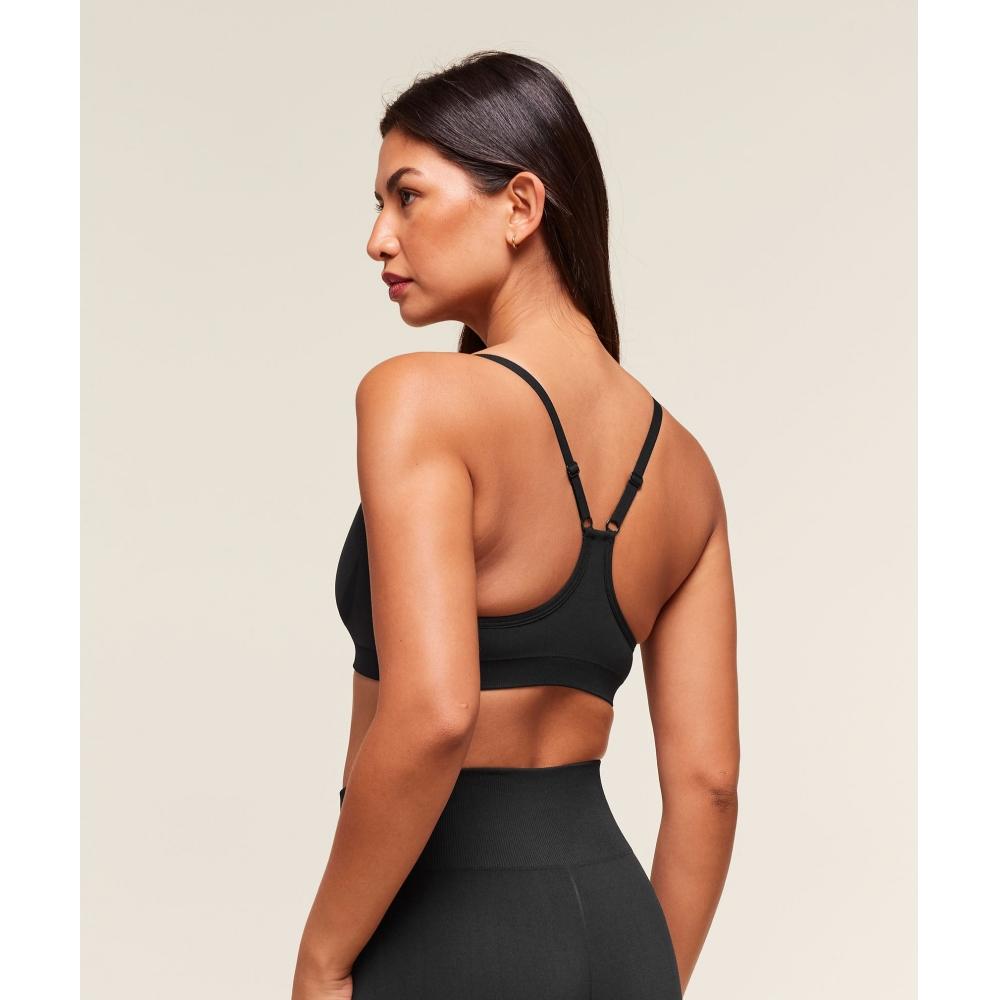 Gymshark Everyday Seamless Racerback Sports Bra Black B4c1v Bb2j