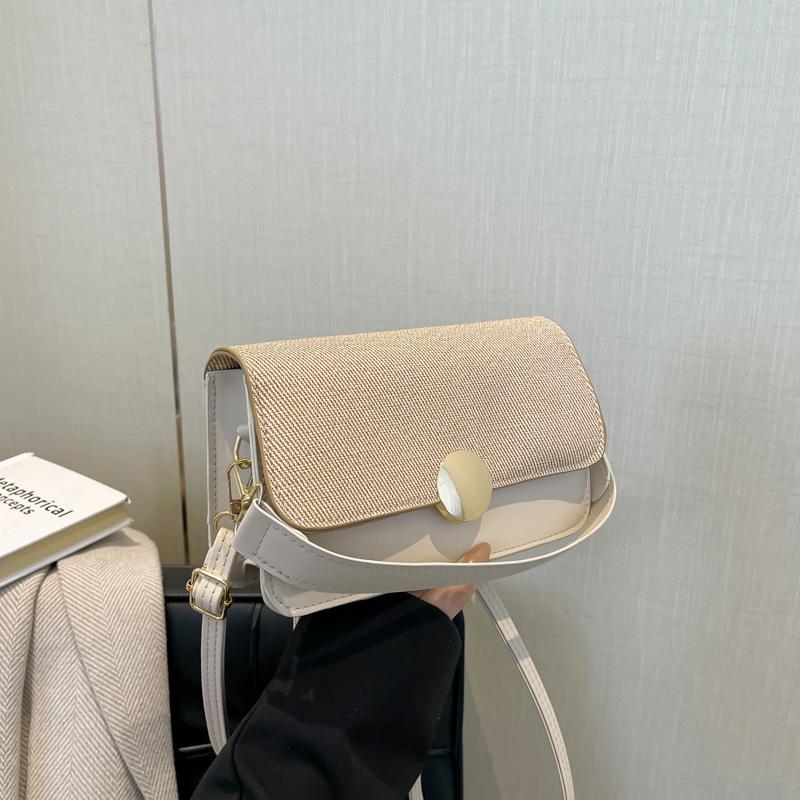 2025 spring new versatile ins shoulder messenger bag is popular this year, high-end sense, foreign style small square bag, niche women