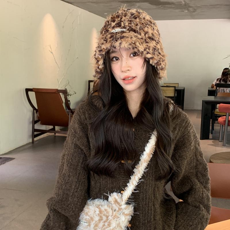 Autumn and Winter Leopard Print Plush Fisherman's Hat Children Show a Small Face Knitted Hat Big Head Circumference Warm Wool Hat Tide
