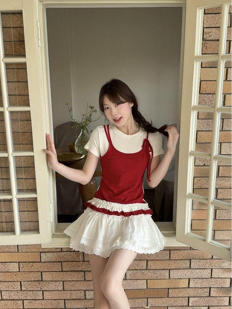 2025 Summer Lace Trim Color Block Sling T-shirt: Sweet & Spicy Girl Design