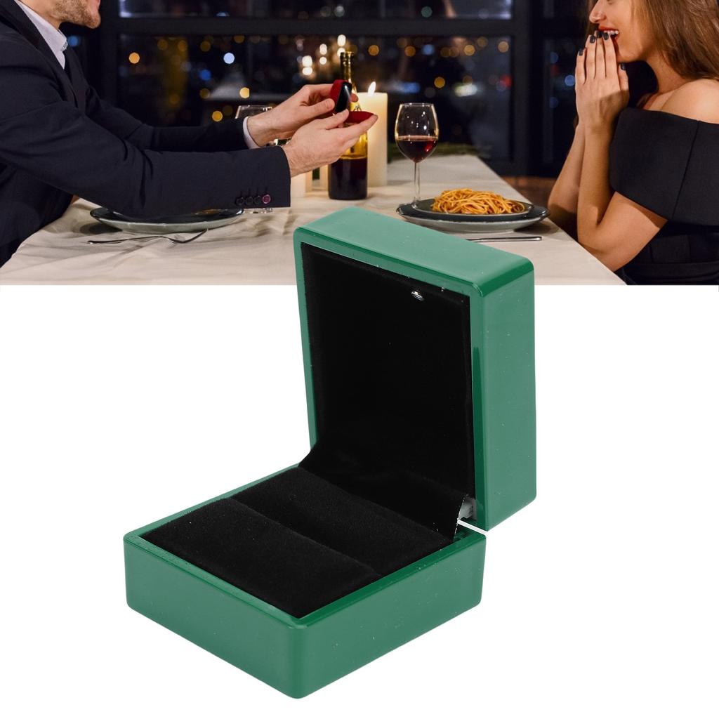 LED   Box Luxury High Gloss Finish Jewelry Display Engagement   Box with Light for Proposal Wedding