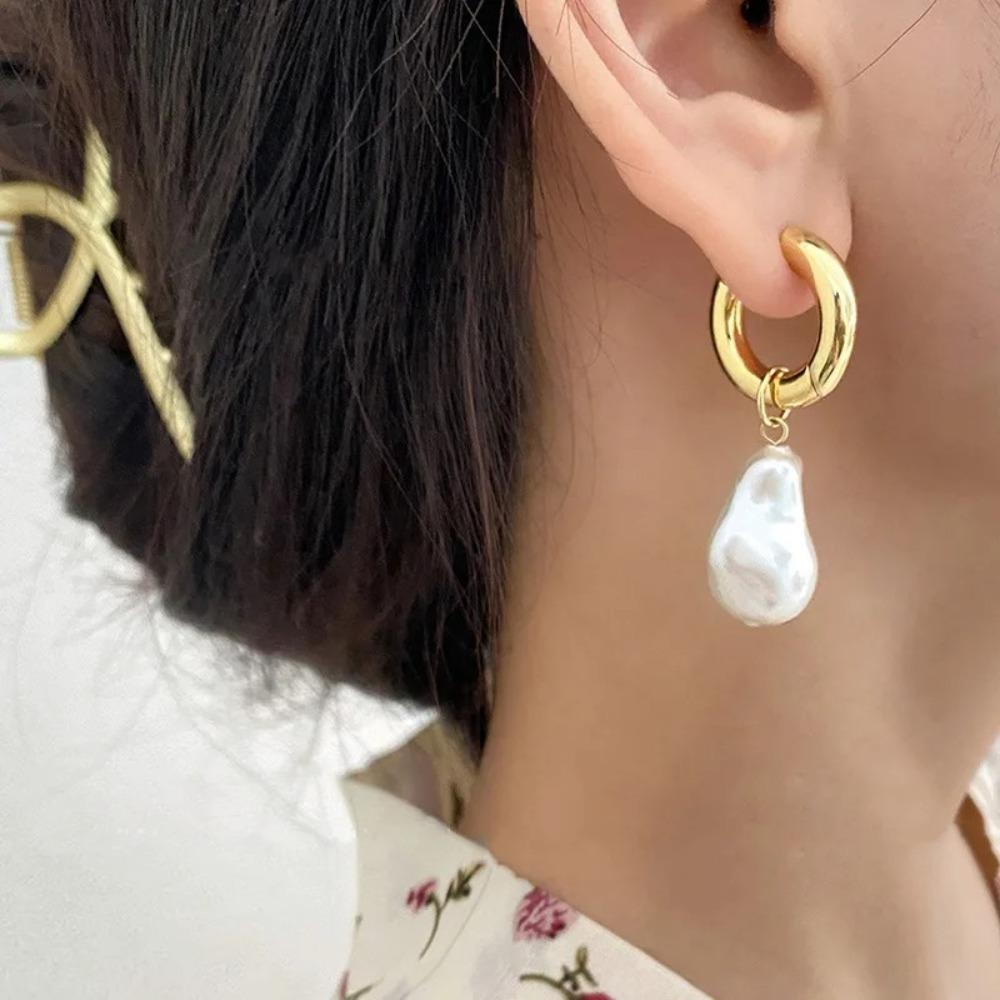 Vintage Drop Earrings Elegant Round Earclip High Quality Baroque Pearl Earrings  for Women