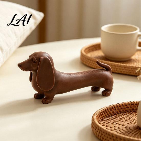 Unique Housewarming Presents Vintage Dachshund Dog Figurine Wiener Statue Rustic Animal Tabletop Retro Style Interior Decor Ornament Cute