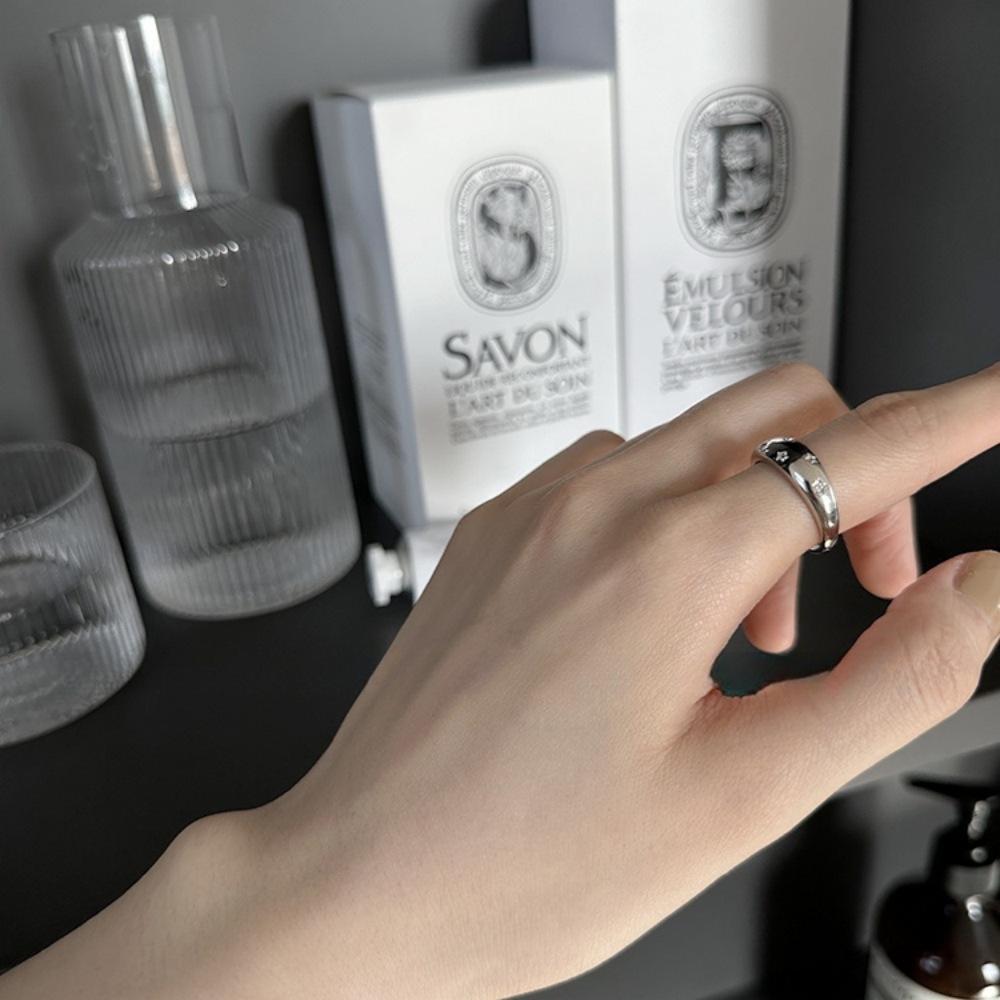 Women's High-End Light Luxury Sterling Silver Ring - Non-Fading, Versatile Index Finger Accessory