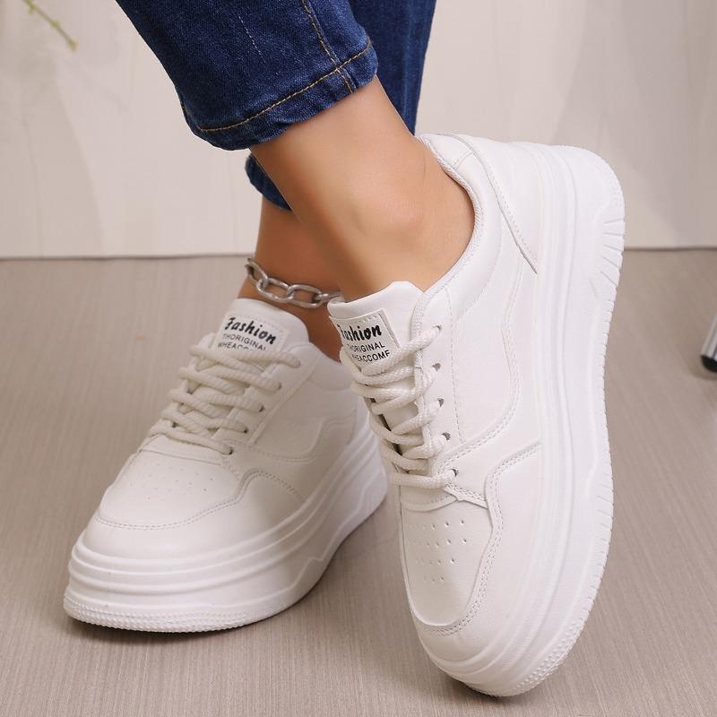 Women's Spring-Autumn Thick-Soled Height-Increasing White Casual Board Shoes, Retro Versatile Fashionable Footwear.