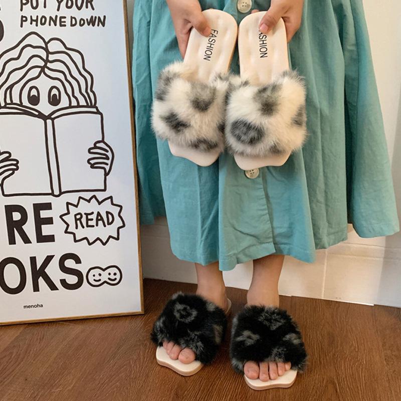 Women's Outgoing Flat Shoes Fashion Indoor Slippers Elegant Fur Slippers Autumn Winter Plush Footwear Warm Slides Artificial Wool