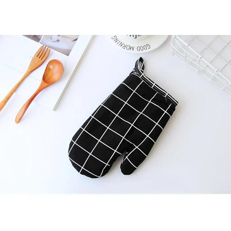1 Piece Fashion Nordic Cute Cotton Non - Slip Yellow Gray Kitchen Cooking Baking BBQ Potholders Oven Mitts Microwave Gloves