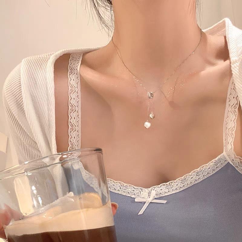 Shell love necklace girl summer fringed collarbone chain light luxury niche design senior accessories titanium steel chain