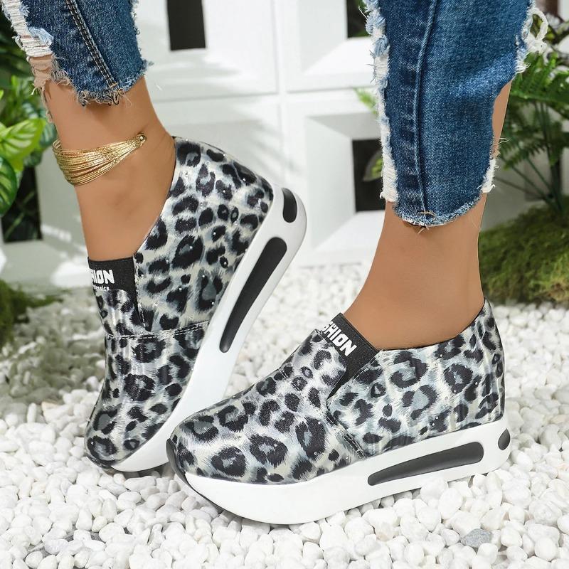 New Spring and Autumn Women's Shoes New Fashion Slip-on Thick-soled Flower Printed Casual Breathable Anti-Slip Sneakers