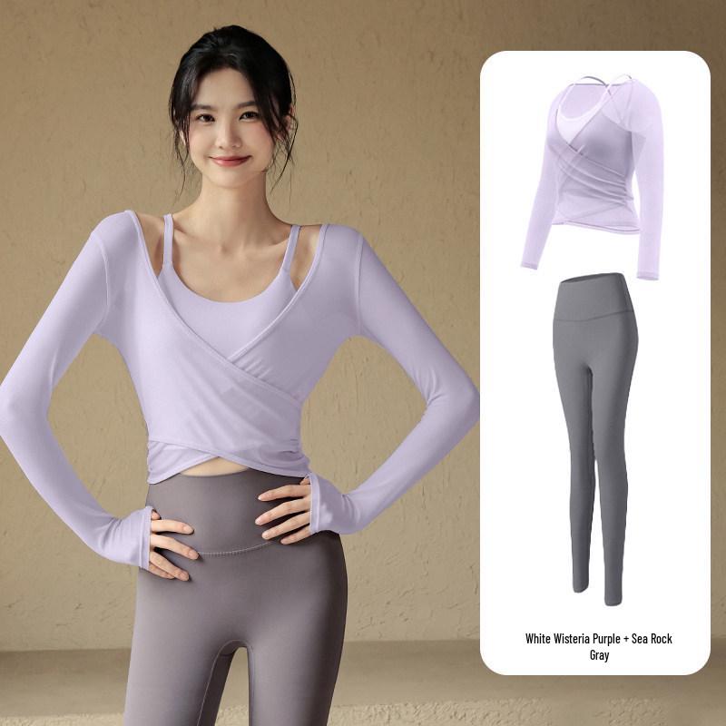 Women's Mesh Two-Piece Yoga Top with Chest Pads - Slimming, Versatile for Pilates and Fitness.