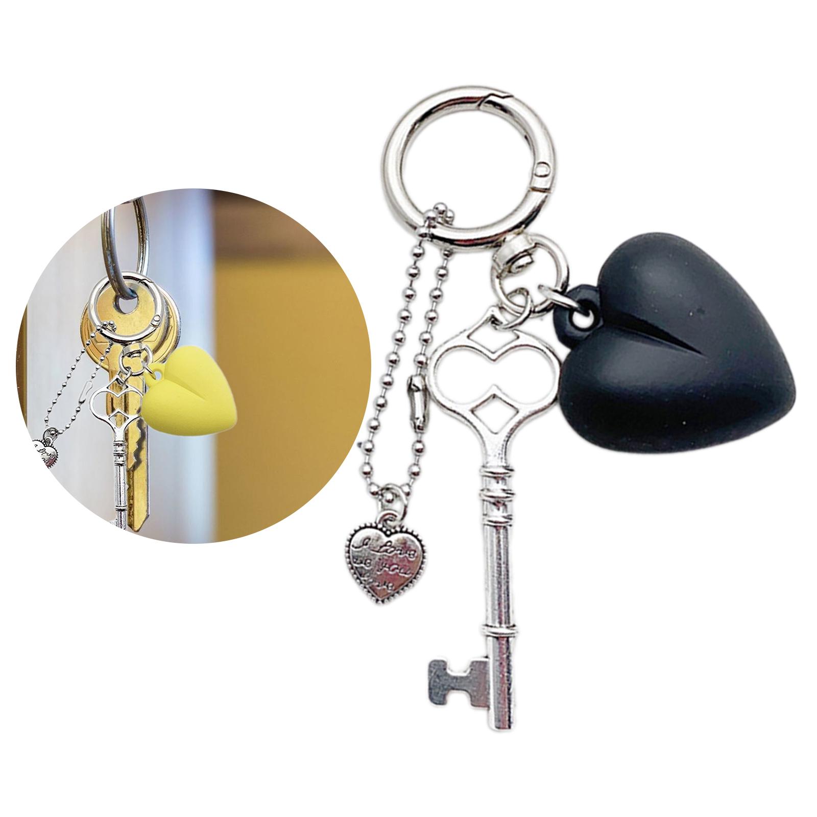 

Colorful Heart Shaped Keychain Fashionable and Eye Catching Resin Bag Pendant Keyring Decoration Key Chain Accessory синій