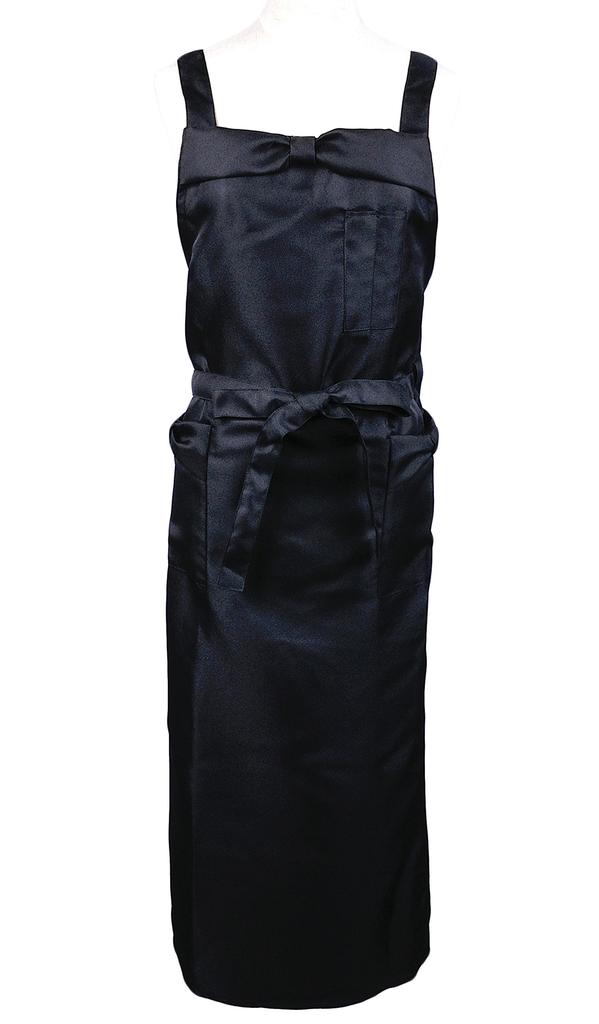 Ribbon Apron Long Black TO311