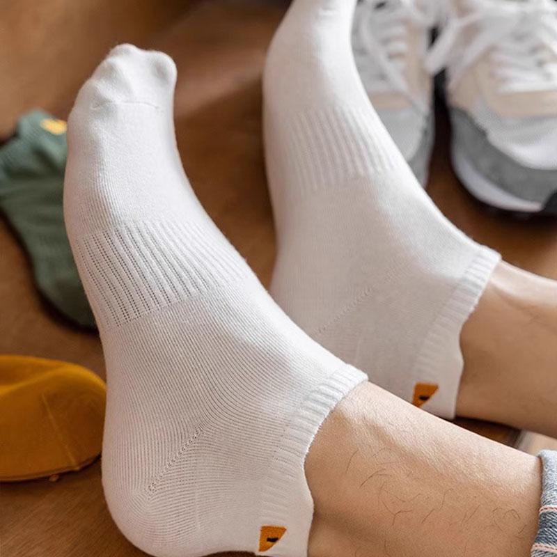 10 pairs of spring and fall can wear men's comfortable wear resistant with the cartoon series Demon earlift boat socks