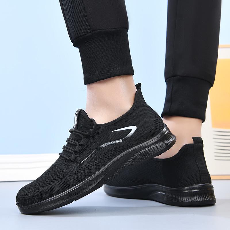 Plus Size Men's Flyknit Breathable Mesh Casual Sneakers