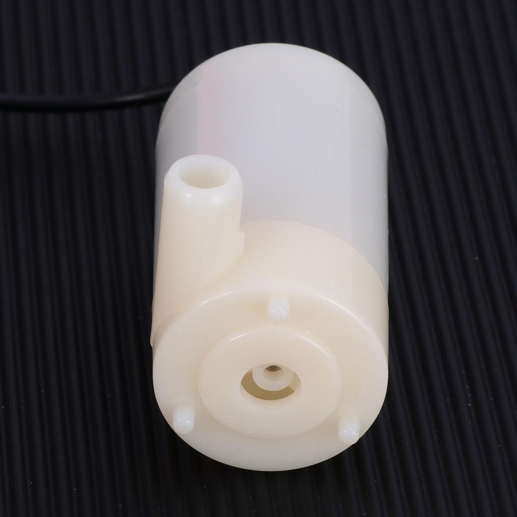 Mini Submersible Pump with 1 Meter USB Cable Horizontal Design for Aquarium Fountain Hydroponic Systems Fish Safe No Copper