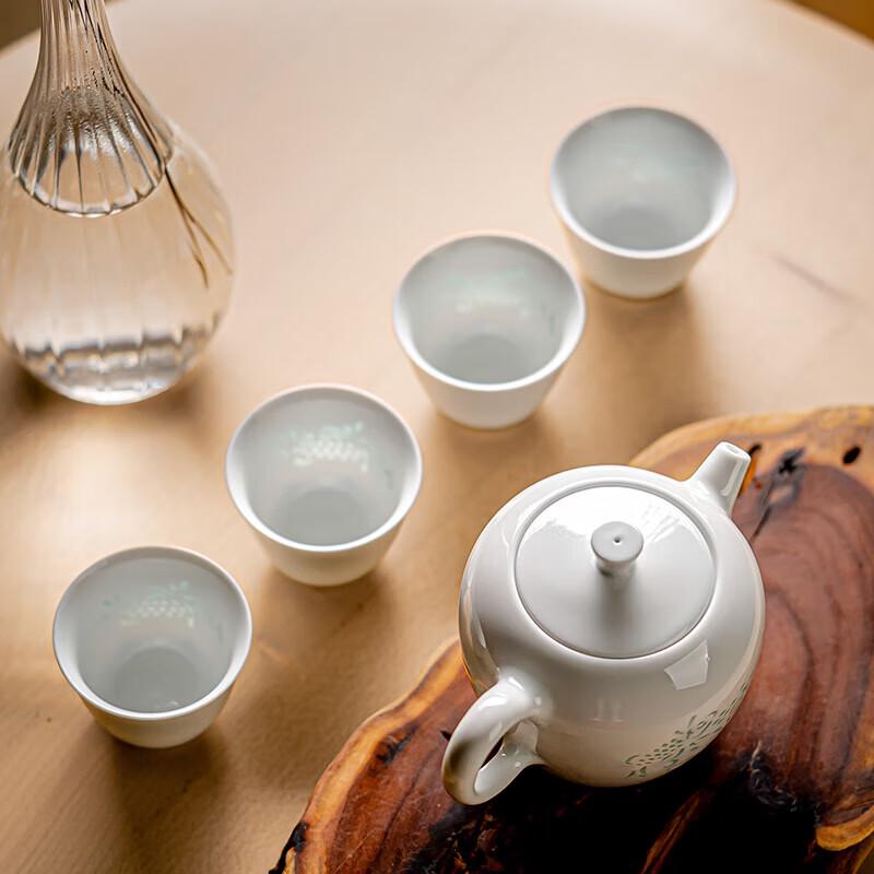 Jingdezhen Lotus Fish Ceramic Travel Tea Set