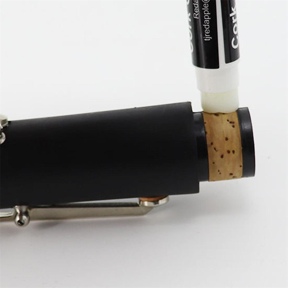 Saksofon korkowy w sztyfcie Codzienna pielęgnacja interfejsu instrumentu klarnetowego