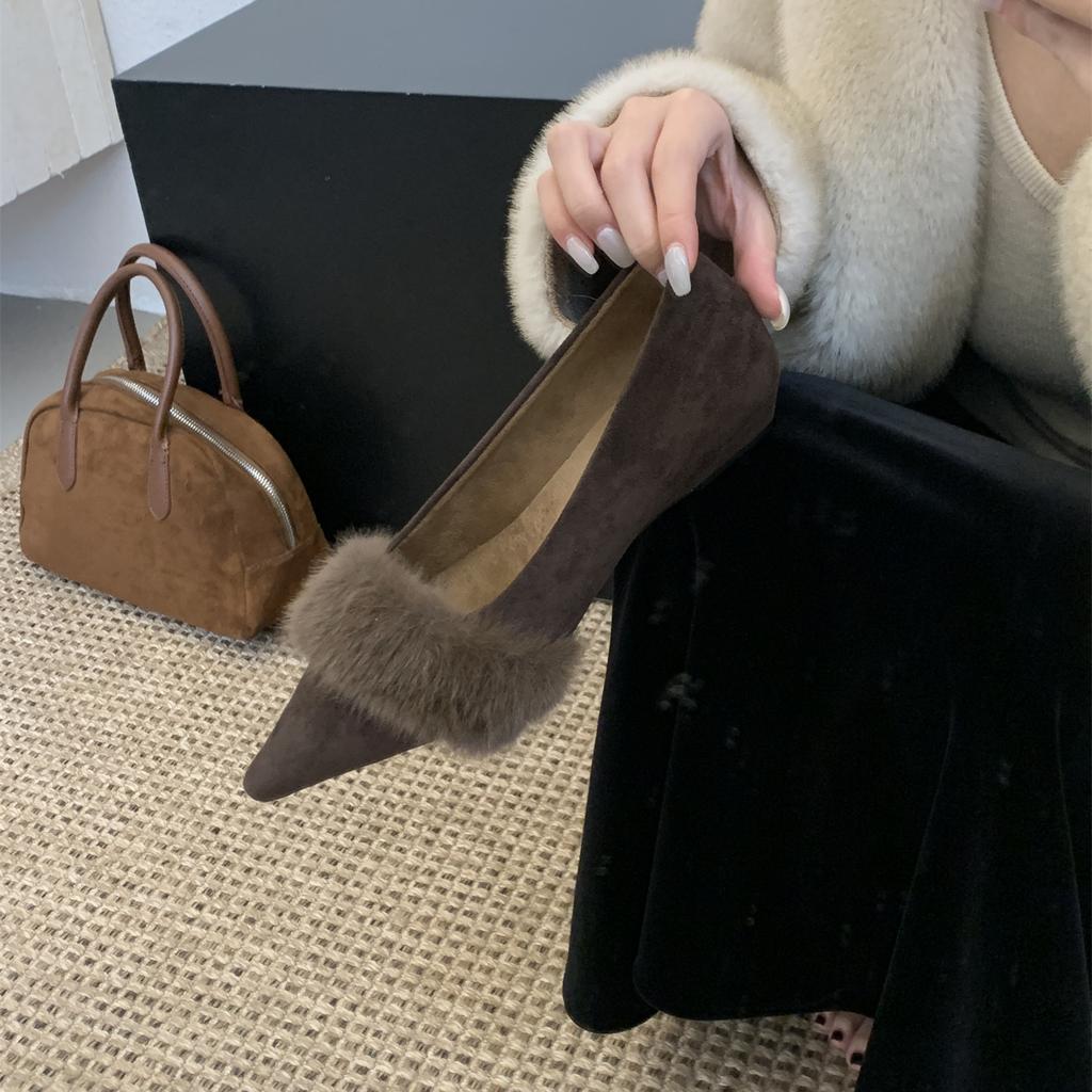 thick heel black pointed single shoes shoes 2026 gentle evening shoes with skirt fluffy shoes