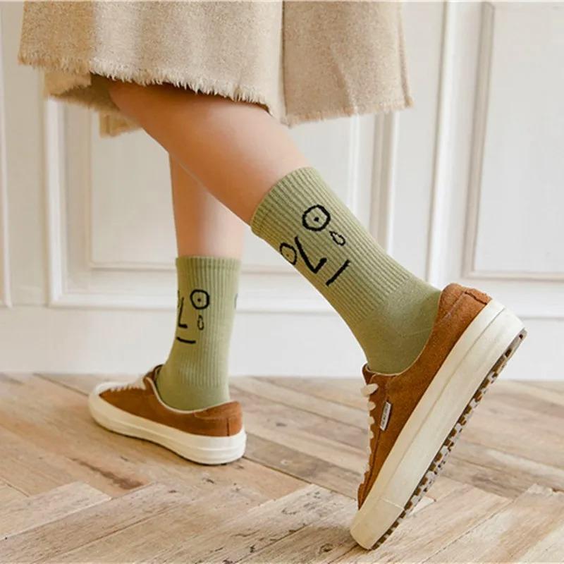 3 Paar Socken Damensocken Wadensocken Koreanische Socken mit schrulligem Ausdruck Cartoon-Trendsocken im College-Stil