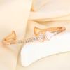 Apricot Leaf White Mother-of-pearl High-end Fan for Women, Light Luxury and Versatile Fashionable Bracelet