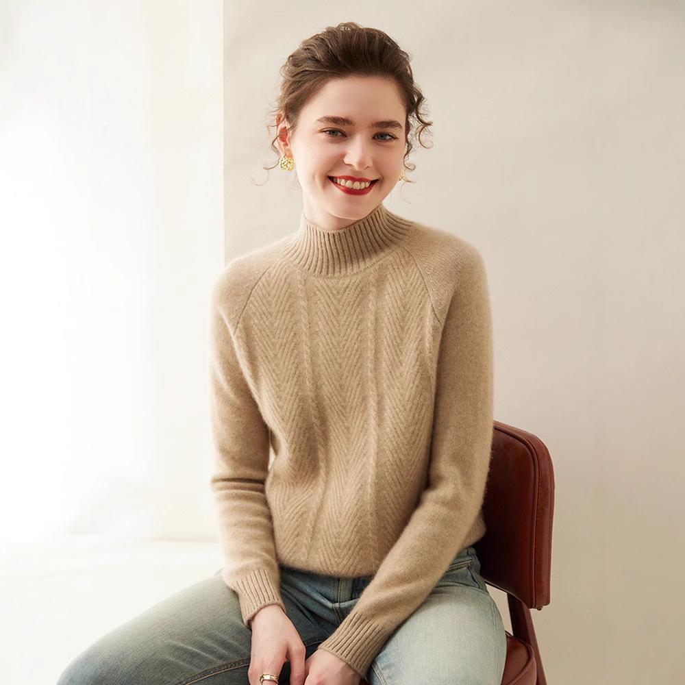 Women's Autumn/Winter Cashmere Sweater with High Neck and Raglan Sleeves