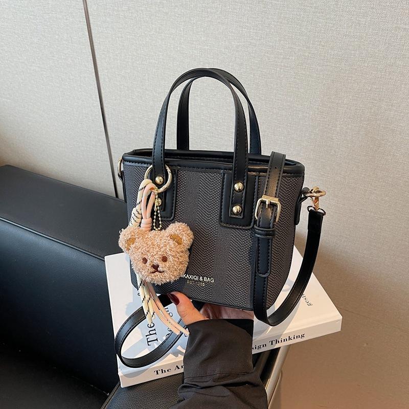 Popular Small Bag Women's Summer New Versatile Messenger Bag Portable Bucket Bag