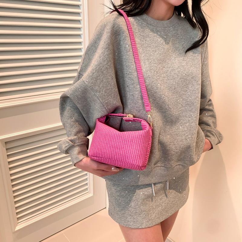 Textured Vertical Stripes Simple 2025 Solid Color New Personality Trend Design Foreign Style Shoulder Crossbody Handbag Women's Bag