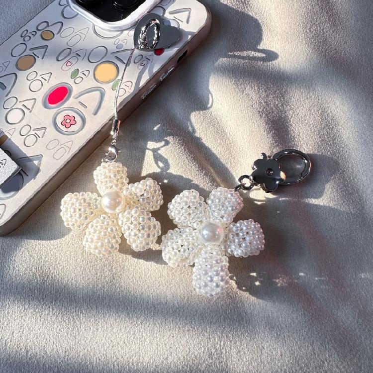 Delicate Pearls Flower Handphone Pendant/Keychain Lightweight Key Holder Mobile Phone Decoration Handbag Charm