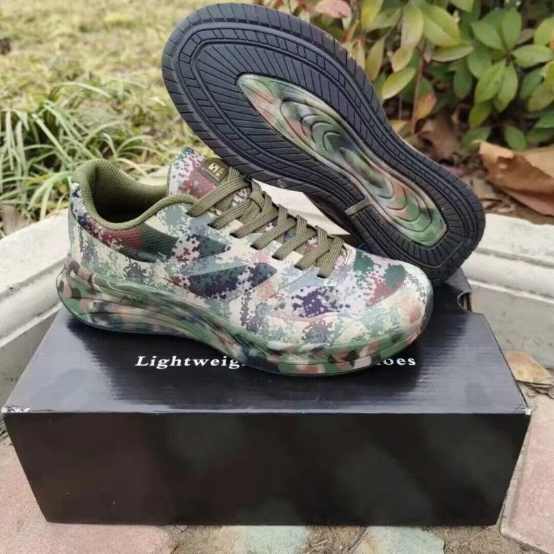 

New training shoes men s and women s ultra-light wear-resistant combat sole help summer breathable physical training shoes running tactical shoes 45 зелений