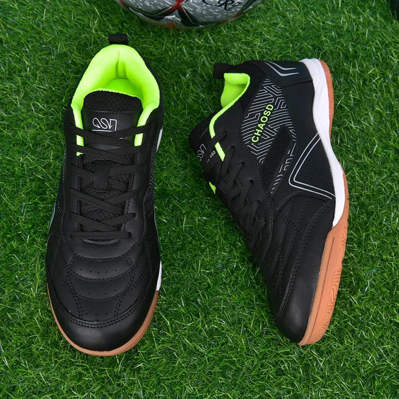 Tacchetti Calcio Uomo Scarpe da Ginnastica Professionali Antiscivolo Futsal Erba Sintetica Professionale Tessuto Volante Ultraleggere Scarpe da Allenamento Unisex
