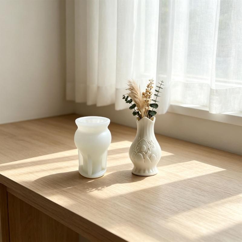 Silicone Vase Mold for Handmade Resin Casting, Relief Body with Waved Opening, 12.5 X 8.3 Cm, 1 Piece for Hobby Craft Display Uses