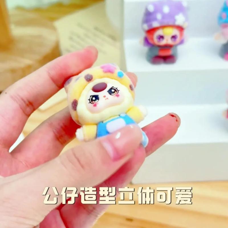 9 adet/10 adet Set Babythree Figür Oyuncak Mini Kedi Figür Masaüstü Dekorasyonu Model Süsler Oyuncaklar Erkek Kız Noel Hediyeleri