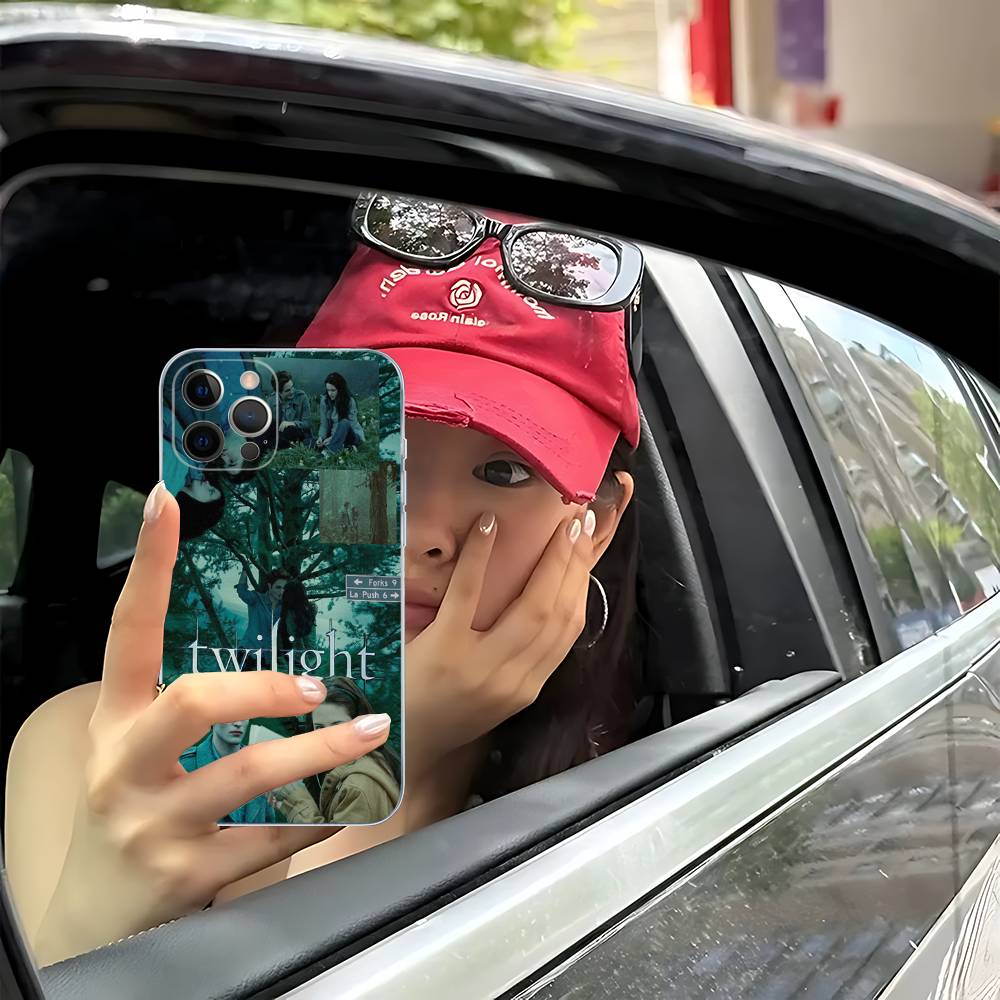 TV Twilight Isabella Edward Cullen Case For Iphone 17 16 15 Pro Max 11 12 13 14 Pro Plus Phone Cover