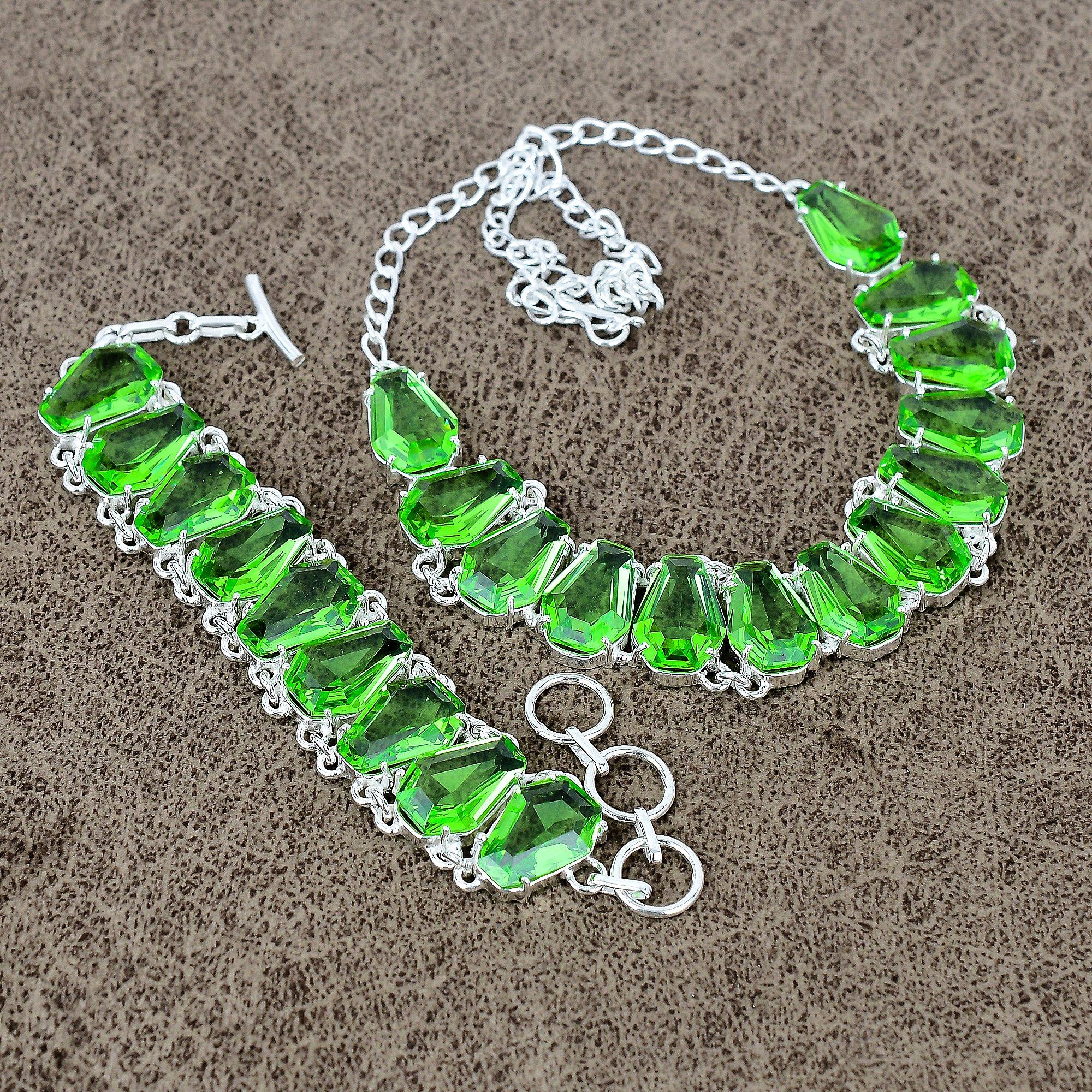 

Peridot Gemstone Handmade 925 Sterling Silver Jewelry Set KKG-452