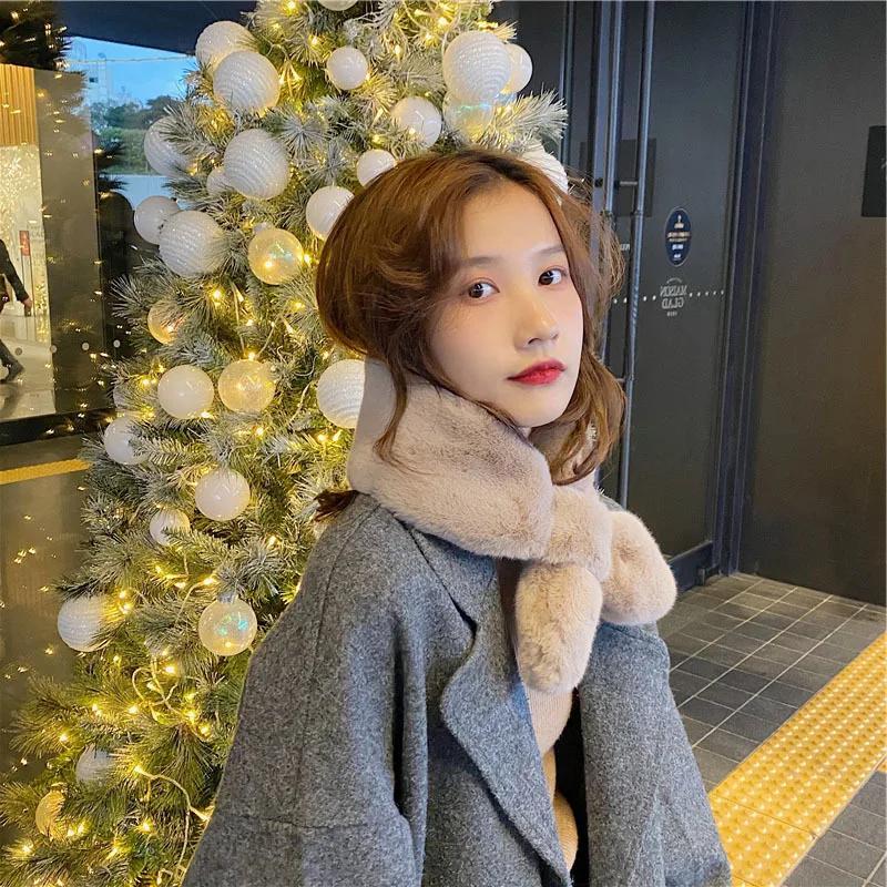 Winter Solid Color Furry Bib Warmth Faux Rabbit Fur Cross Scarf Womens Faux Fur Scarf Leaves Fakes Fur Collar Winter Accessories