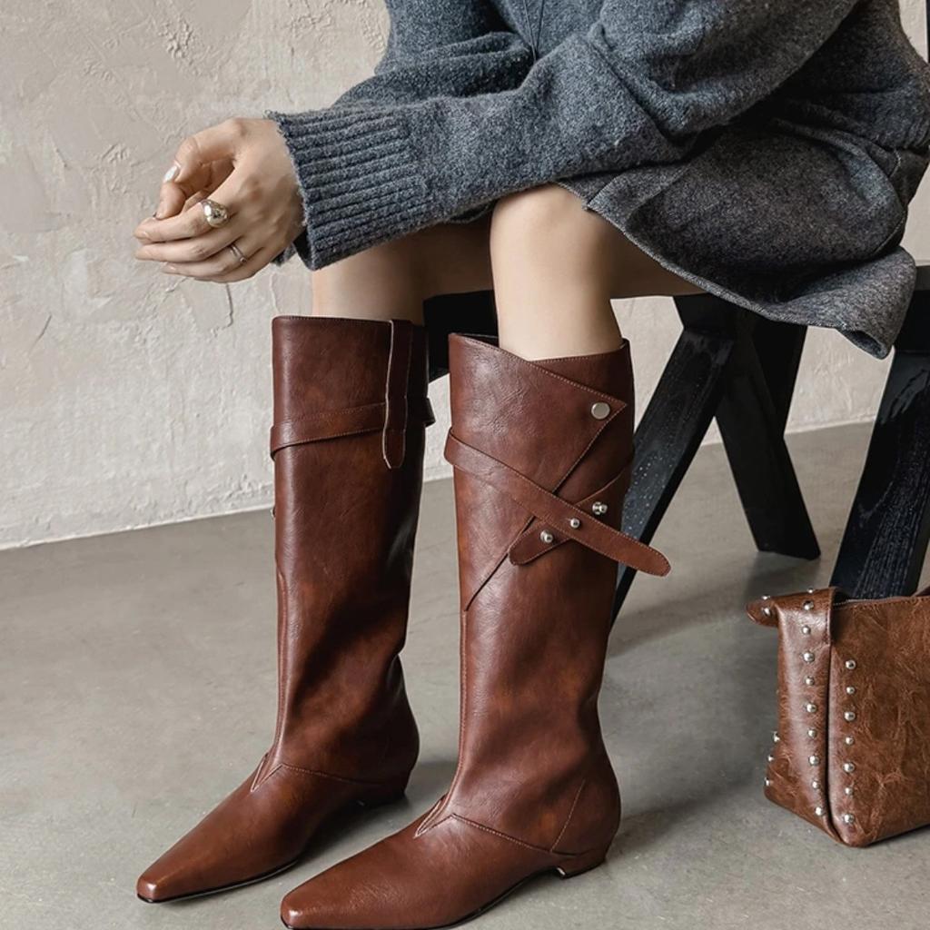Brown Niche Design Sense But Knee Knight Boots Women's Autumn and Winter Thick Heel Temperament Belt Buckle Boots 2025 New