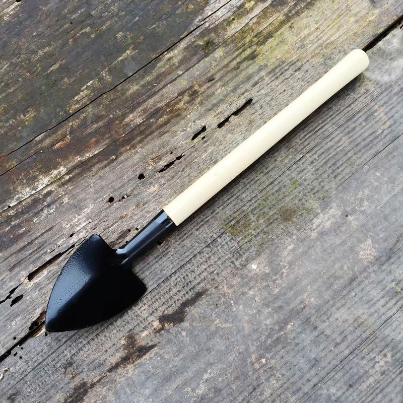 

Мини-набор садовых инструментов: Усиленная деревянная ручка Лопата, Грабли и Лопатка для посадки