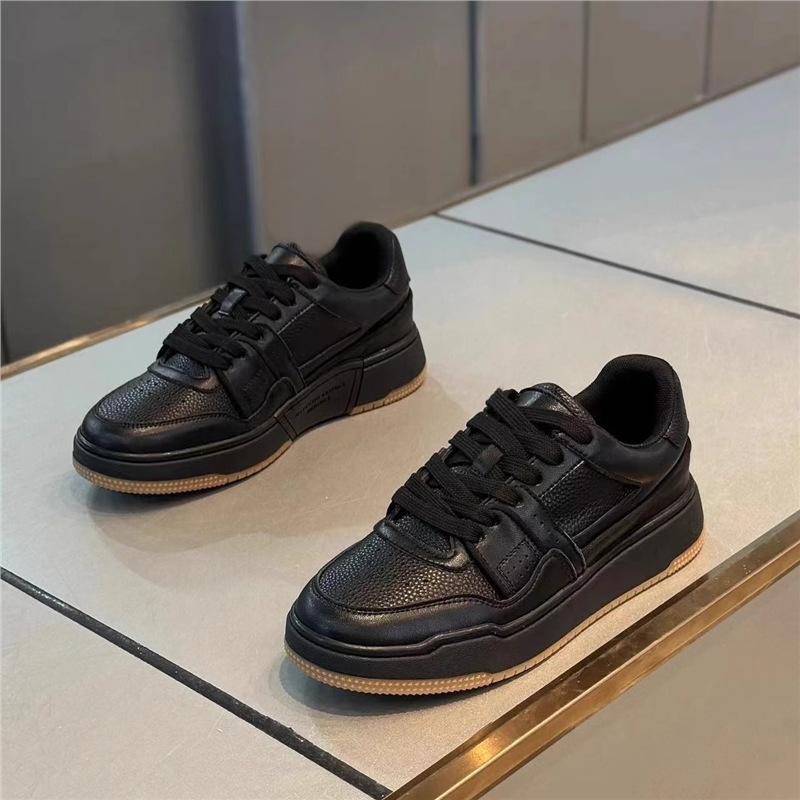 Winter New Platform Casual Shoes Soft-soled Sports Board Shoes Ms
