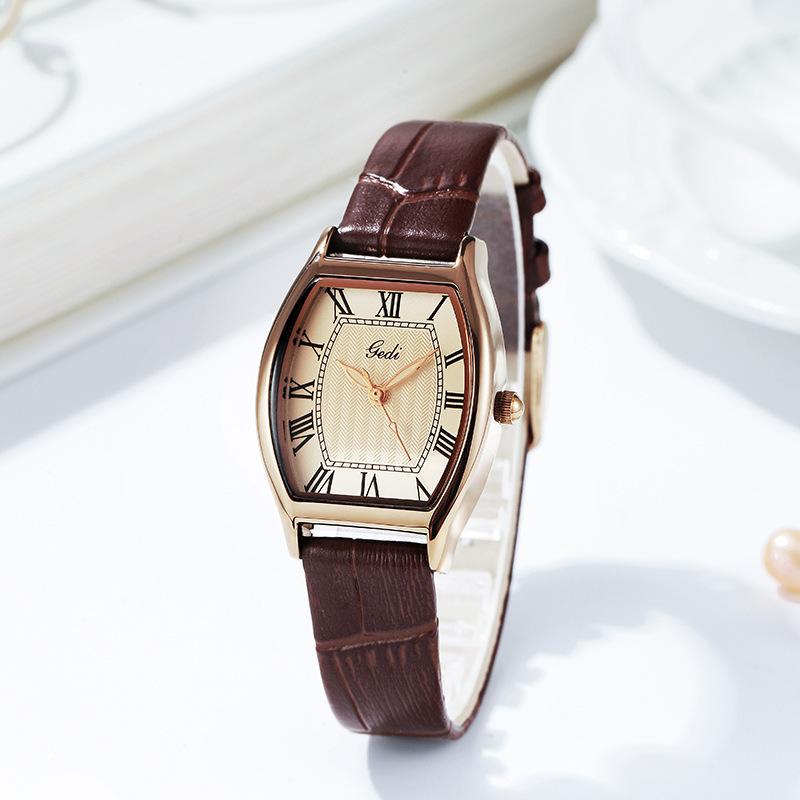 Ladies Retro Style Wine Barrel Belt Watch Schoolgirl Simple Quartz Watch