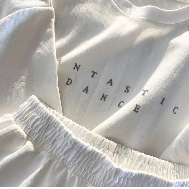 Women's Korean Style Summer 2025 Loose Wide-Leg Shorts & Casual Sport Two-Piece Set